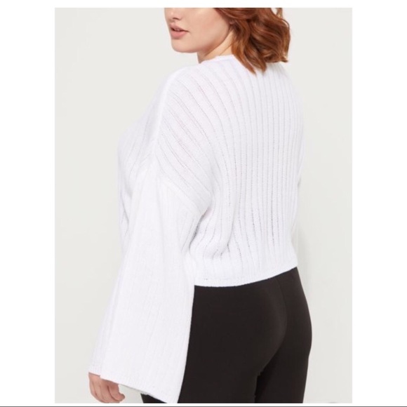 Boho Chic Crop Sweater - Picture 2 of 3